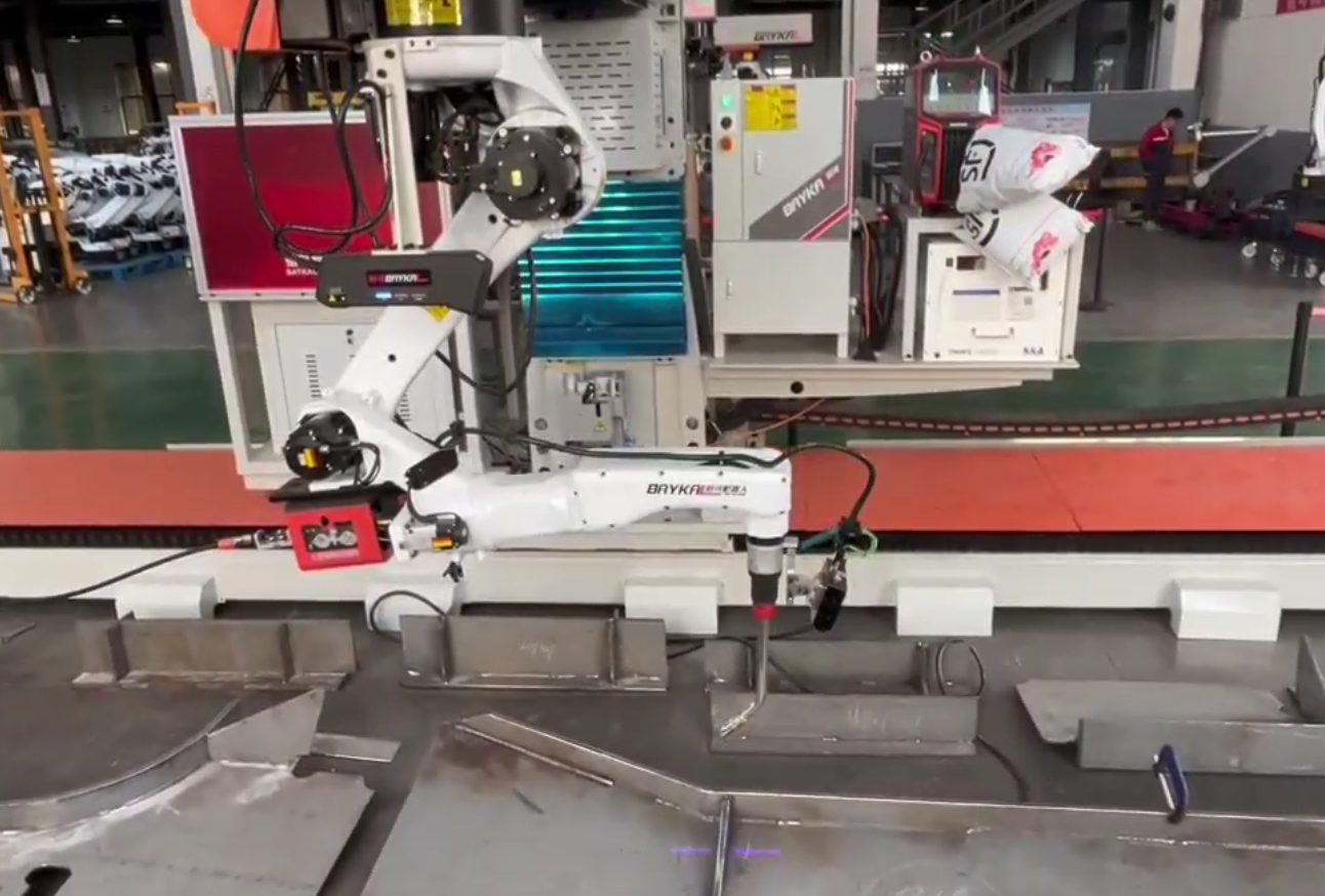 船舶配件面免示教免模型焊接